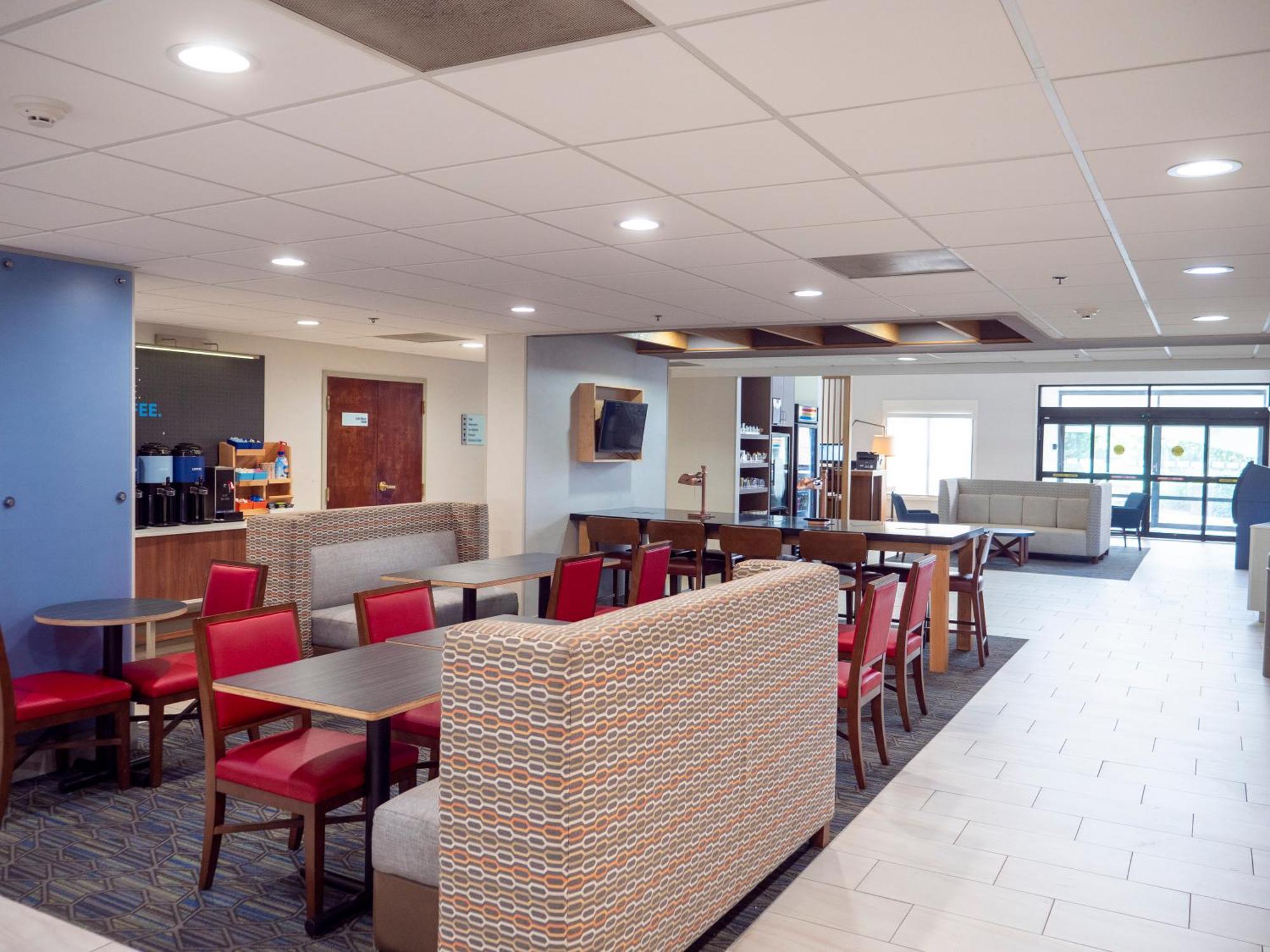 Holiday Inn Express & Suites Greenville Airport I85 By Ihg Εξωτερικό φωτογραφία